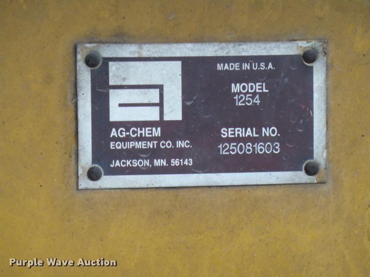 image for item DH9637 2001 Ag-Chem RoGator 1254 self-propelled applicator