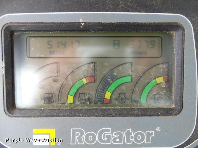 image for item DH9637 2001 Ag-Chem RoGator 1254 self-propelled applicator