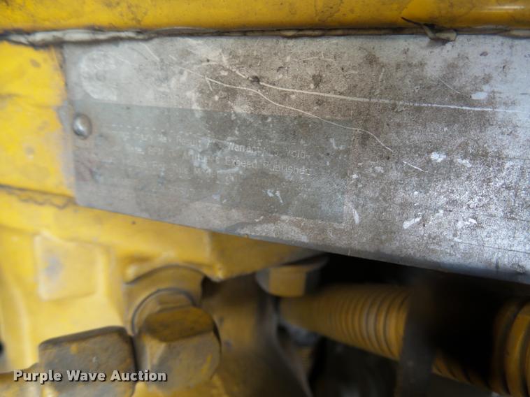 image for item DH9637 2001 Ag-Chem RoGator 1254 self-propelled applicator