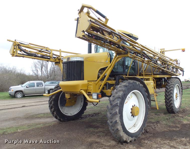 image for item DH9637 2001 Ag-Chem RoGator 1254 self-propelled applicator