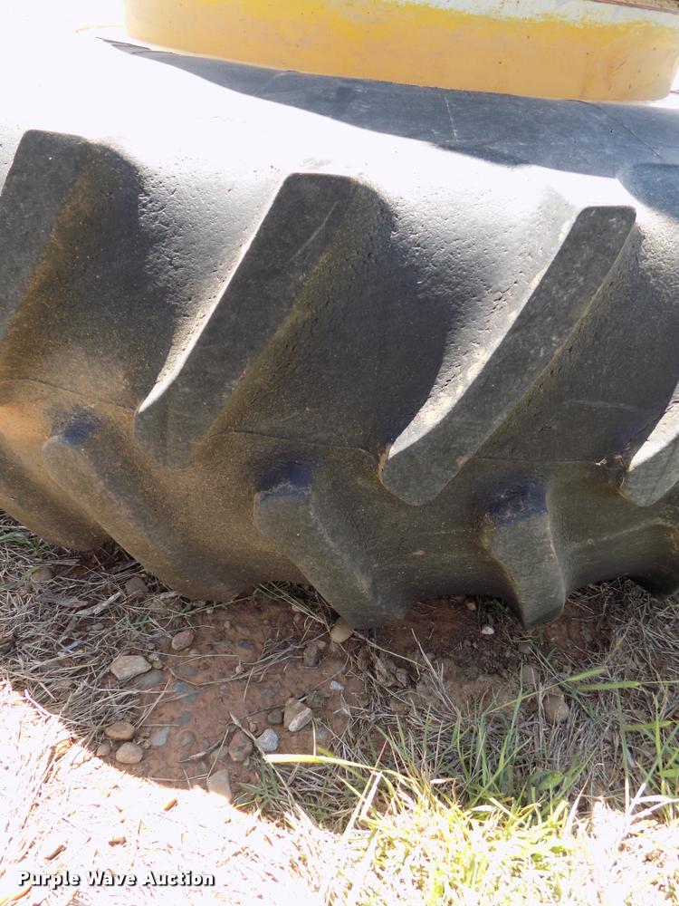 image for item DJ9877 (2) sets of Caterpillar dual combine wheels