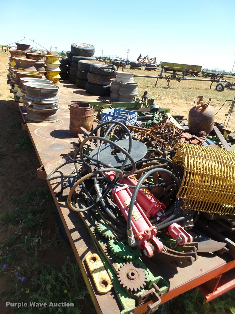 image for item DL9158 Cotton trailer