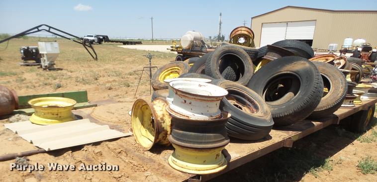 image for item DL9158 Cotton trailer