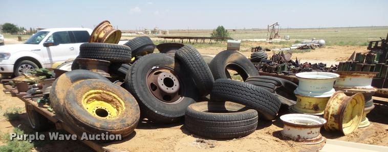 image for item DL9158 Cotton trailer