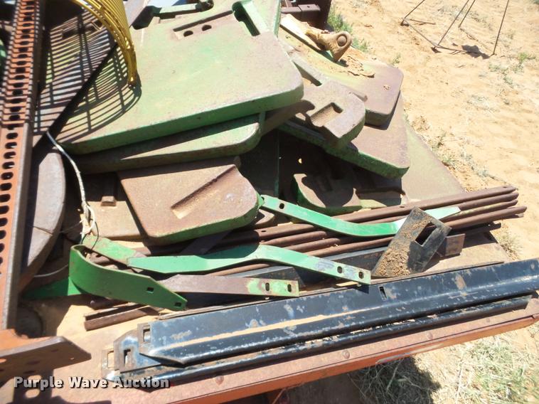 image for item DL9158 Cotton trailer