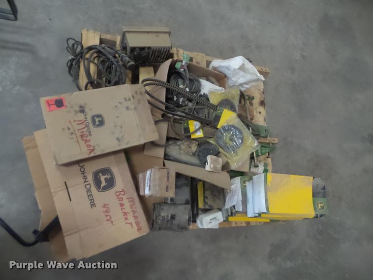 image for item DL9159 John Deere parts and paint