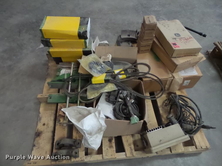 image for item DL9159 John Deere parts and paint