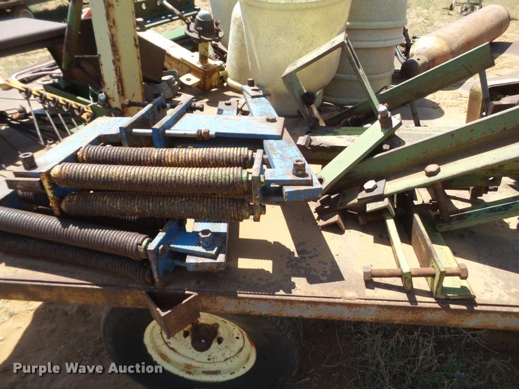 image for item DL9161 Cotton trailer