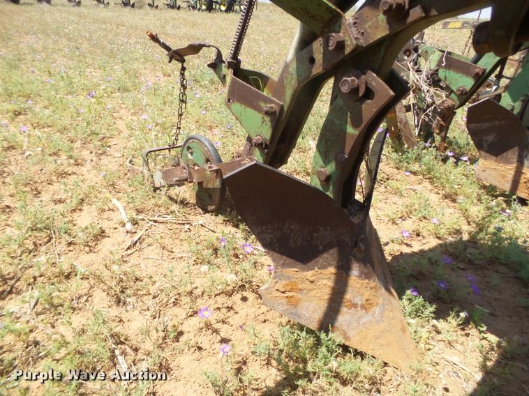 image for item DL9164 John Deere Buster planter