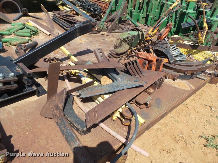 image for item DL9168 Cotton trailer