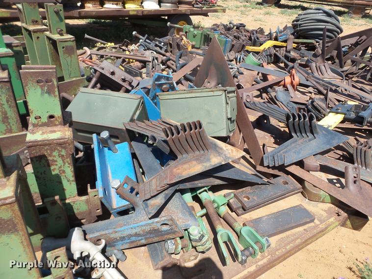 image for item DL9168 Cotton trailer