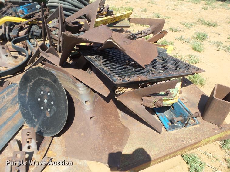 image for item DL9168 Cotton trailer