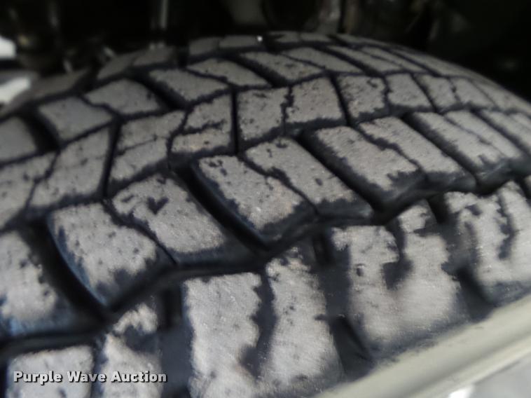 image for item DL9172 2013 Dodge Ram 4500 flatbed truck