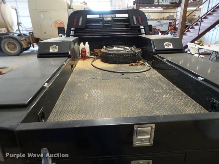 image for item DL9172 2013 Dodge Ram 4500 flatbed truck