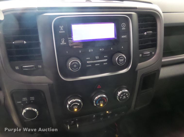 image for item DL9172 2013 Dodge Ram 4500 flatbed truck