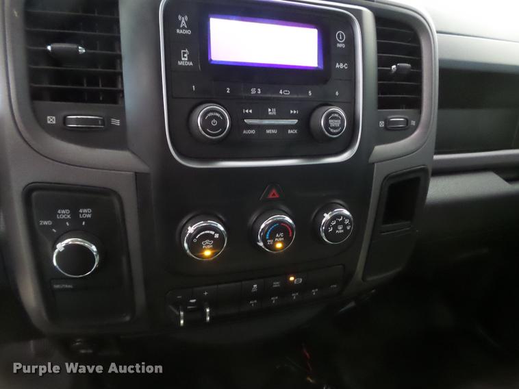 image for item DL9172 2013 Dodge Ram 4500 flatbed truck