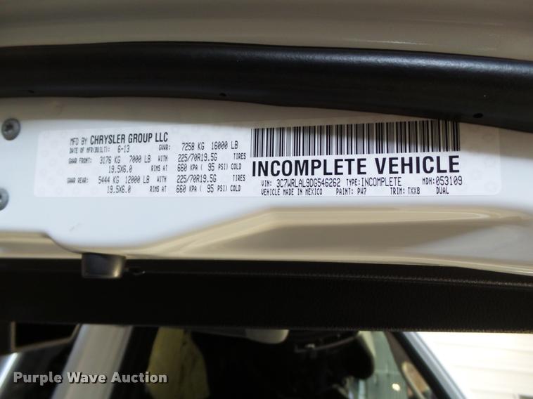 image for item DL9172 2013 Dodge Ram 4500 flatbed truck