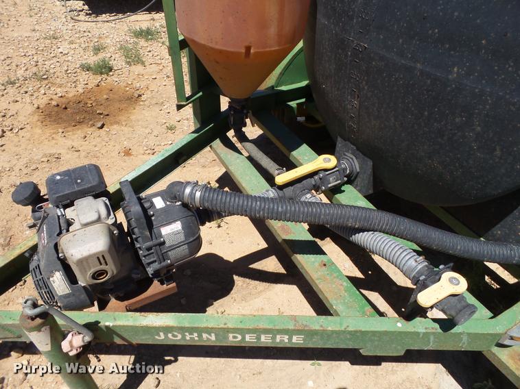 image for item DL9173 John Deere nurse tank