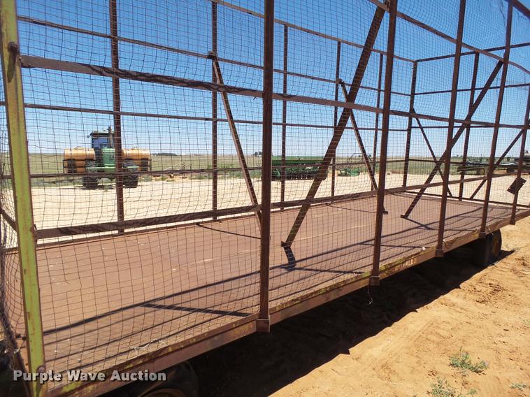 image for item DL9176 Cotton trailer