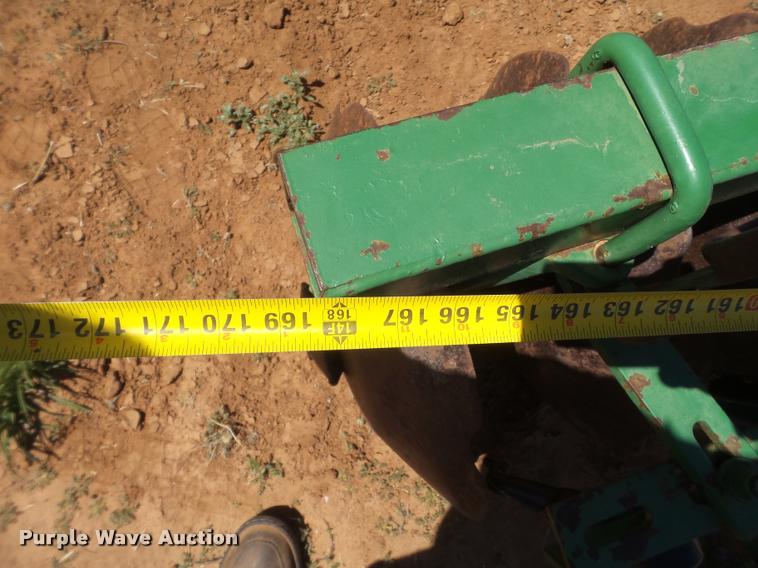 image for item DL9190 John Deere tandem disk