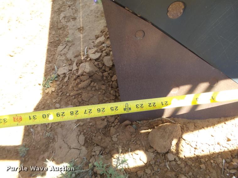 image for item DL9191 John Deere 965 switch plow