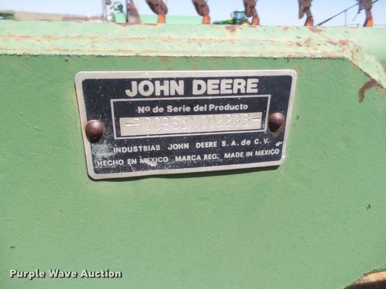 image for item DL9191 John Deere 965 switch plow