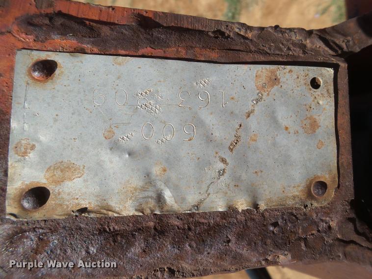 image for item DL9192 Case 600 moldboard plow