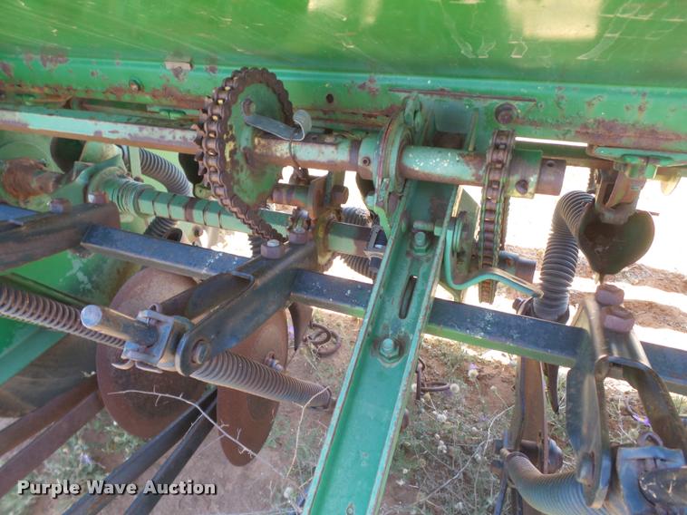 image for item DL9208 John Deere 8300 grain drill