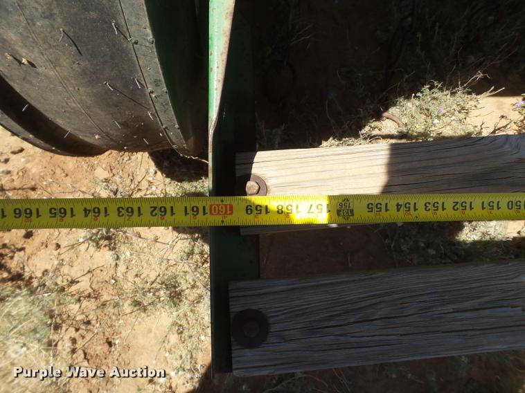 image for item DL9208 John Deere 8300 grain drill