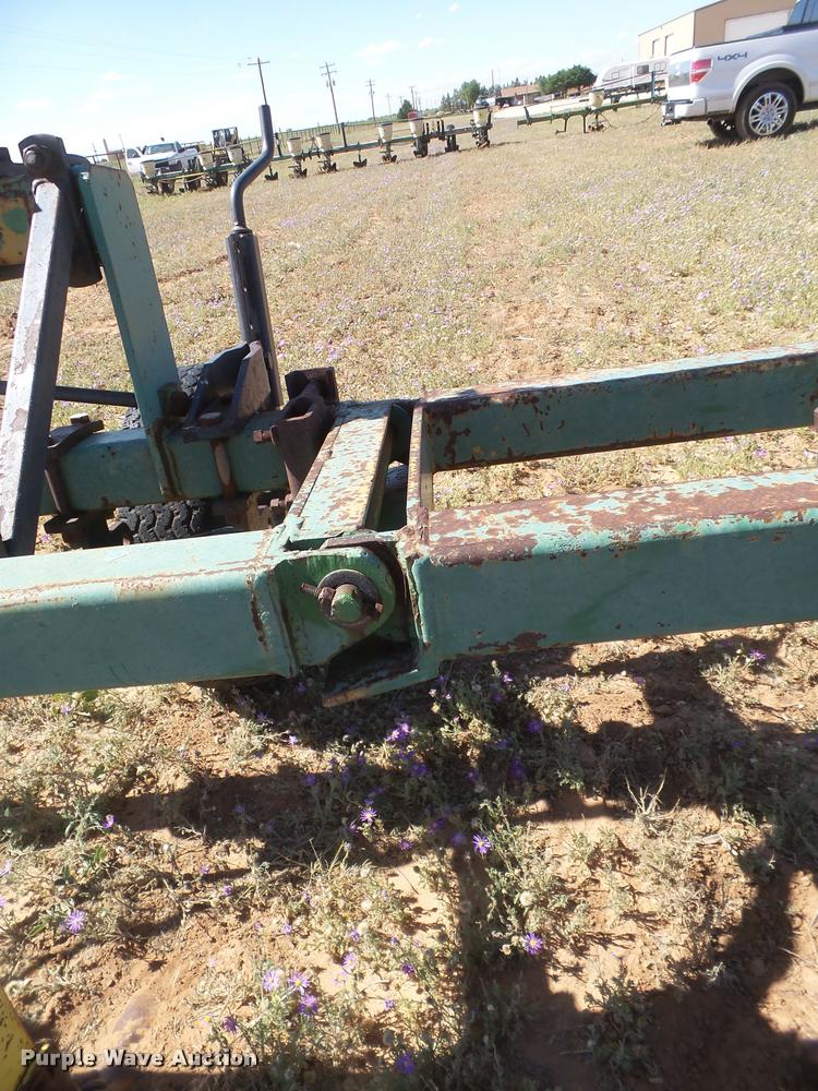 image for item DL9211 Hamby sweep plow