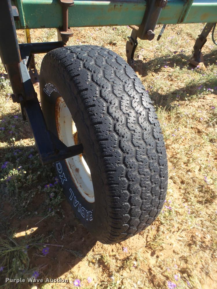 image for item DL9211 Hamby sweep plow