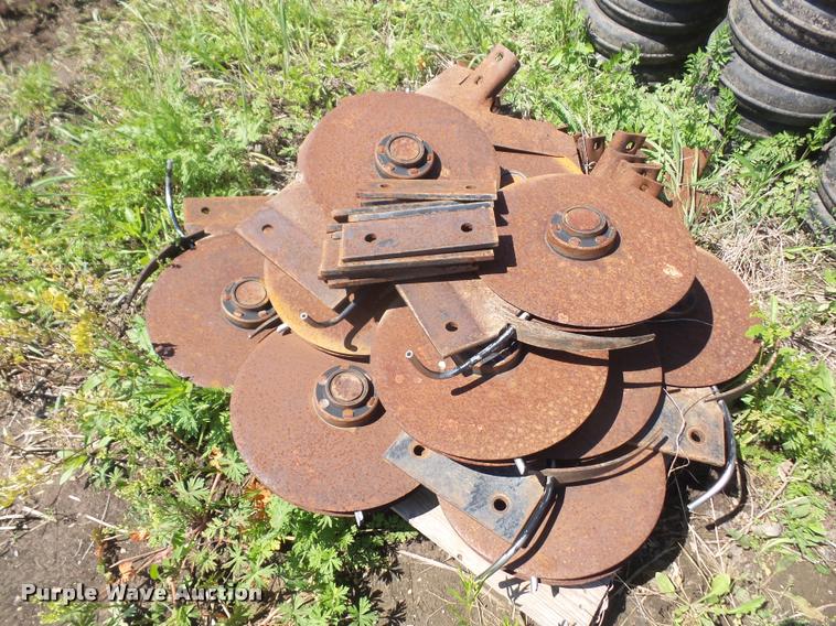 image for item DL9734 Implement parts