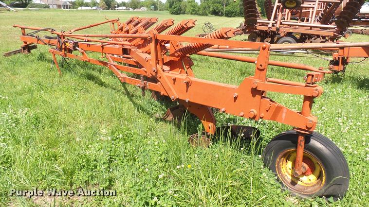 image for item DM9590 Six bottom plow