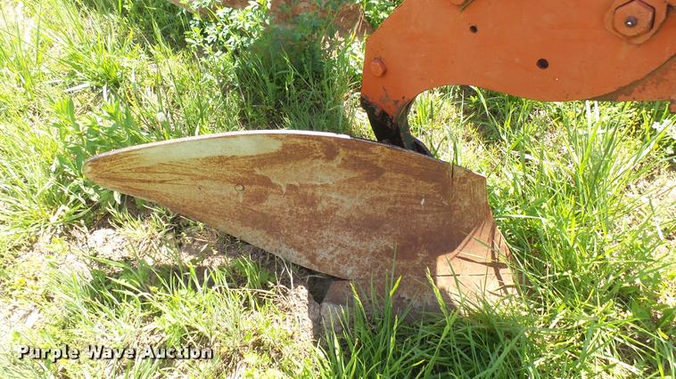 image for item DM9590 Six bottom plow