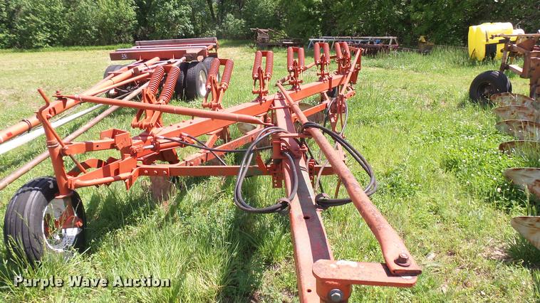image for item DM9590 Six bottom plow