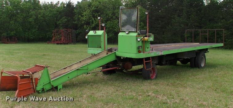 image for item DP9373 1972 Dew Eze Hay Mobile hay wagon