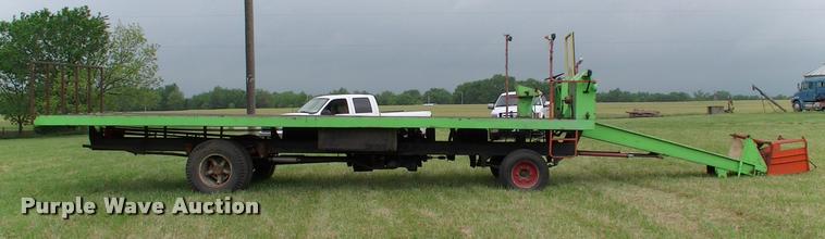 image for item DP9373 1972 Dew Eze Hay Mobile hay wagon