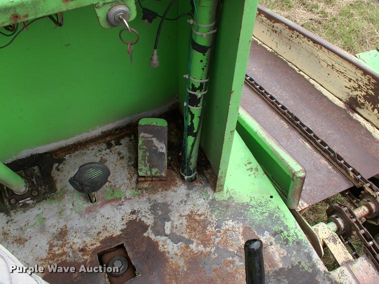 image for item DP9373 1972 Dew Eze Hay Mobile hay wagon