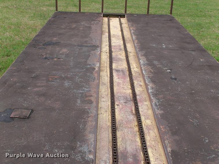 image for item DP9373 1972 Dew Eze Hay Mobile hay wagon