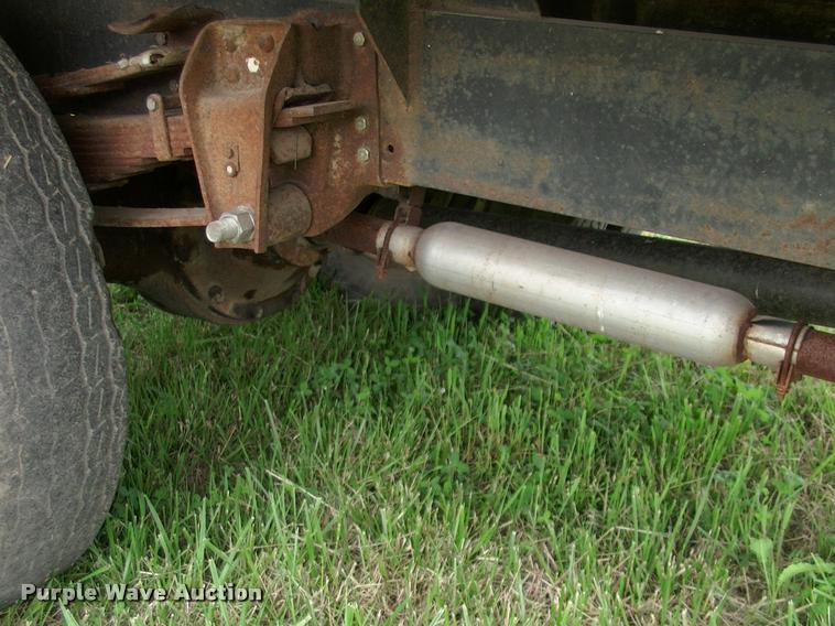 image for item DP9373 1972 Dew Eze Hay Mobile hay wagon