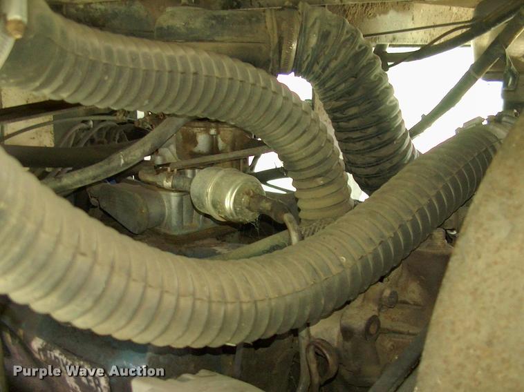 image for item DP9373 1972 Dew Eze Hay Mobile hay wagon