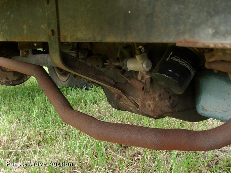 image for item DP9373 1972 Dew Eze Hay Mobile hay wagon