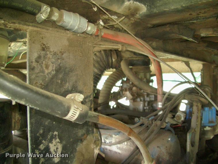 image for item DP9373 1972 Dew Eze Hay Mobile hay wagon