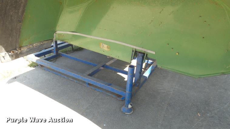 image for item DQ9133 Fendt tractor cab