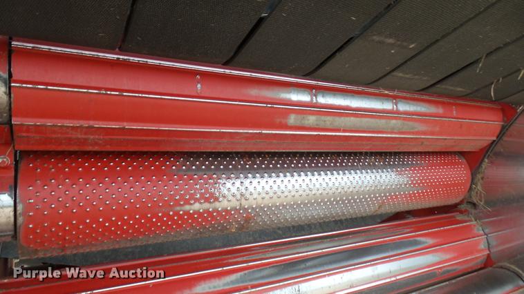 image for item DQ9197 2013 New Holland BR7090 round baler