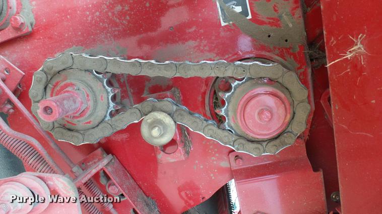 image for item DQ9197 2013 New Holland BR7090 round baler