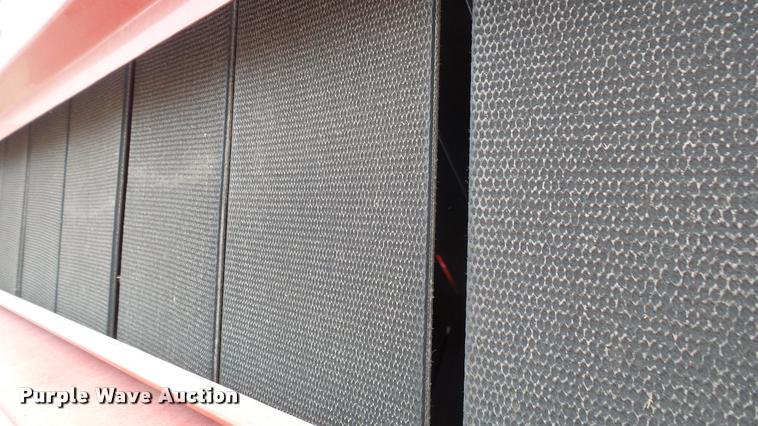 image for item DQ9197 2013 New Holland BR7090 round baler