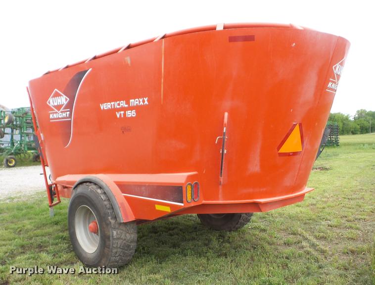 image for item J8622 2012 Kuhn VT156 vertical mixer