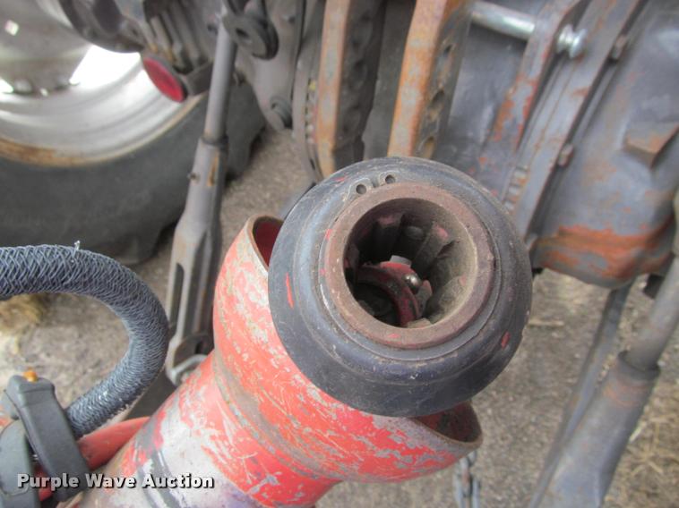 image for item K4881 1997 New Holland 664 round baler