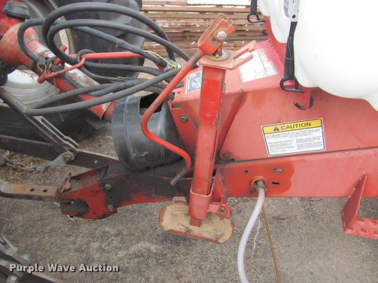 image for item K4881 1997 New Holland 664 round baler